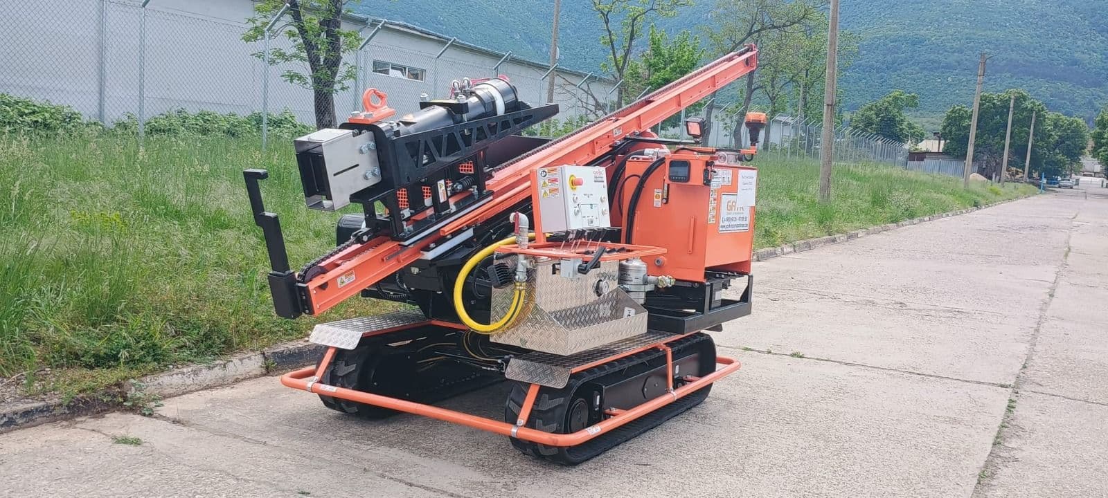 GAYK HRE 3000 вече е част от машинния парк на VSCS